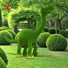 Skulturi Ġganti Ħodor: Nifs Il-Mess tan-Natura fil-Belt